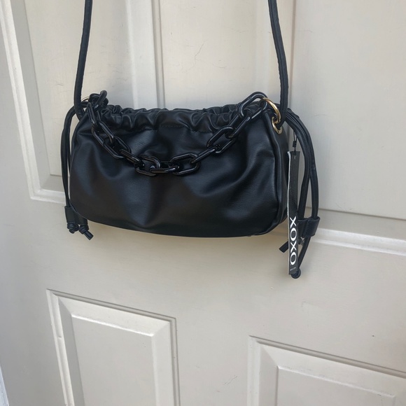XOXO Soft Vegan Leather can wear in two ways Tote Purse & Crossbody Bag. - Picture 5 of 10